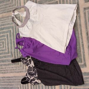 Bundle of 3 Lululemon tank tops